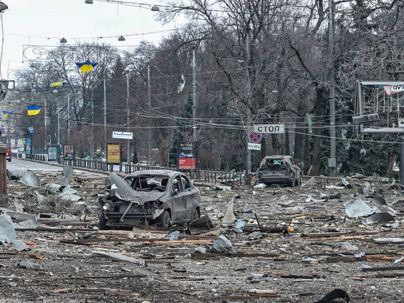 Ucrania: Ataque ruso en zona residencial deja 17 heridos y dos muertos